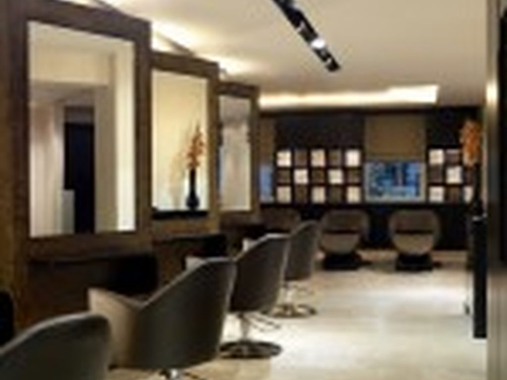 Gielly Green Salon 12 1024x768 Gielly Green   A Jewel in The Crown of Hair Salons